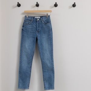 Aritzia: Denim Forum Yoko Jeans
